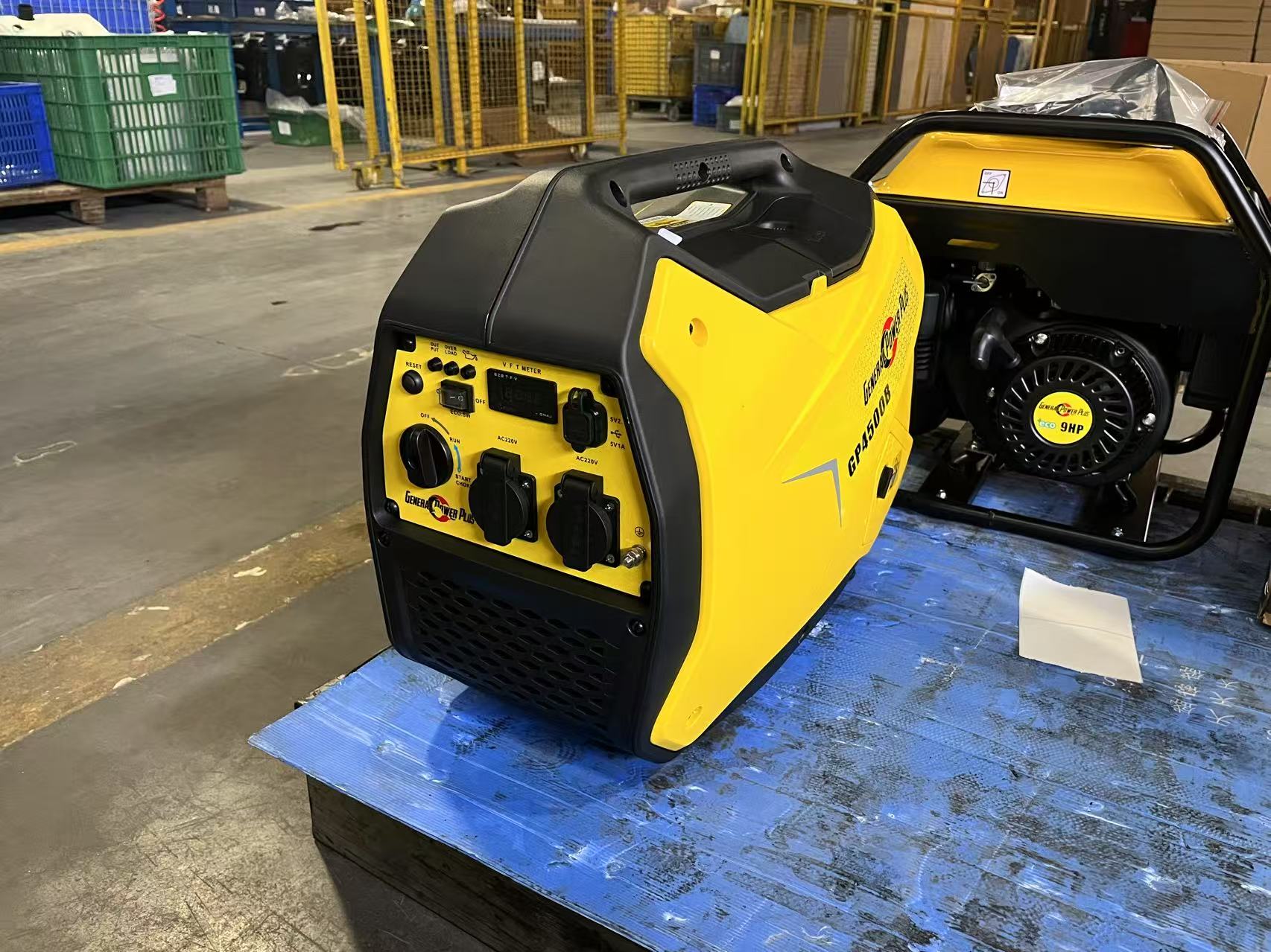 2000WATTS GASOLINE INVERTER SILENT GENERATOR 50HZ 220V FACTORY 